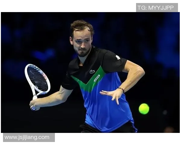 深圳足球队以79分领跑大满贯积分榜展现强劲实力